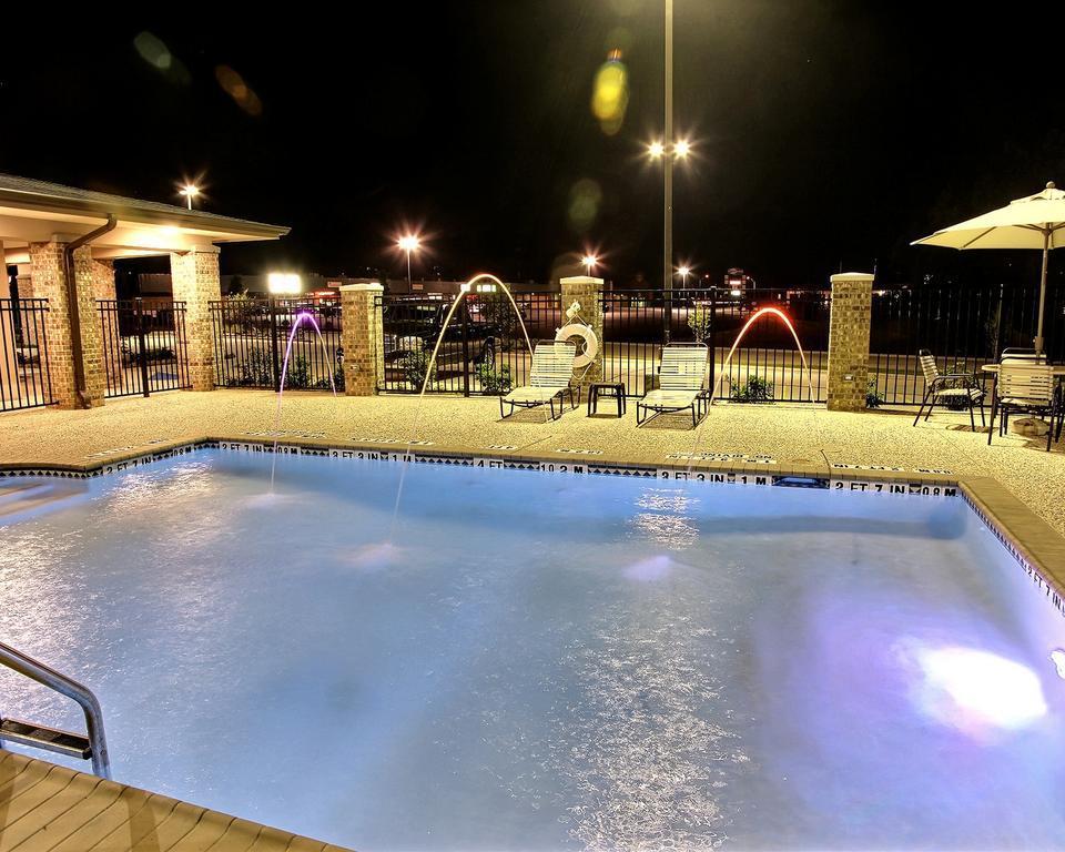 Sleep Inn & Suites Center Exterior photo
